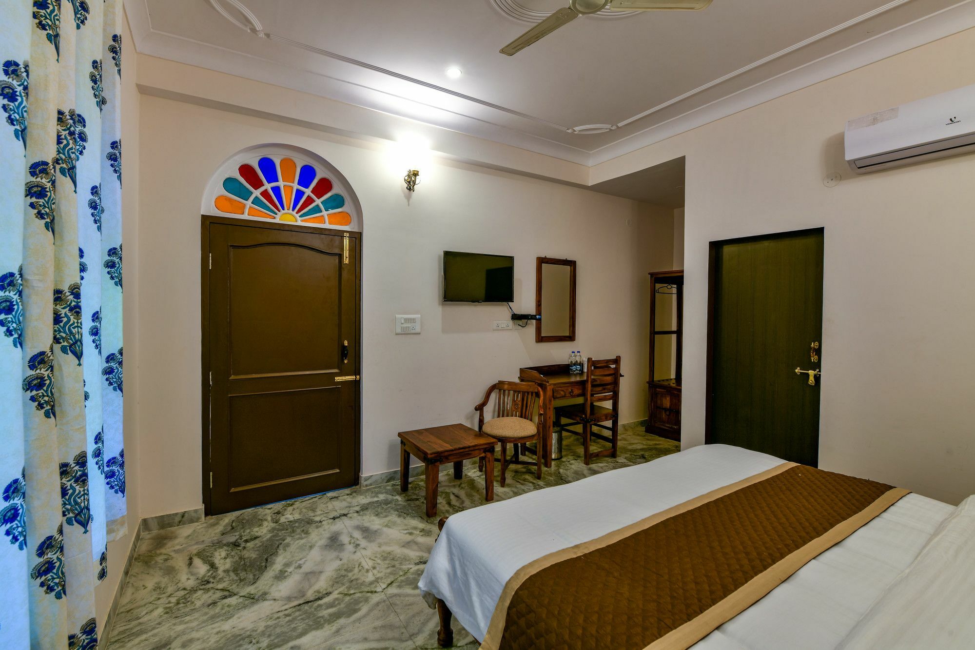 Hotel Harsoli Haveli Jaipur Bagian luar foto